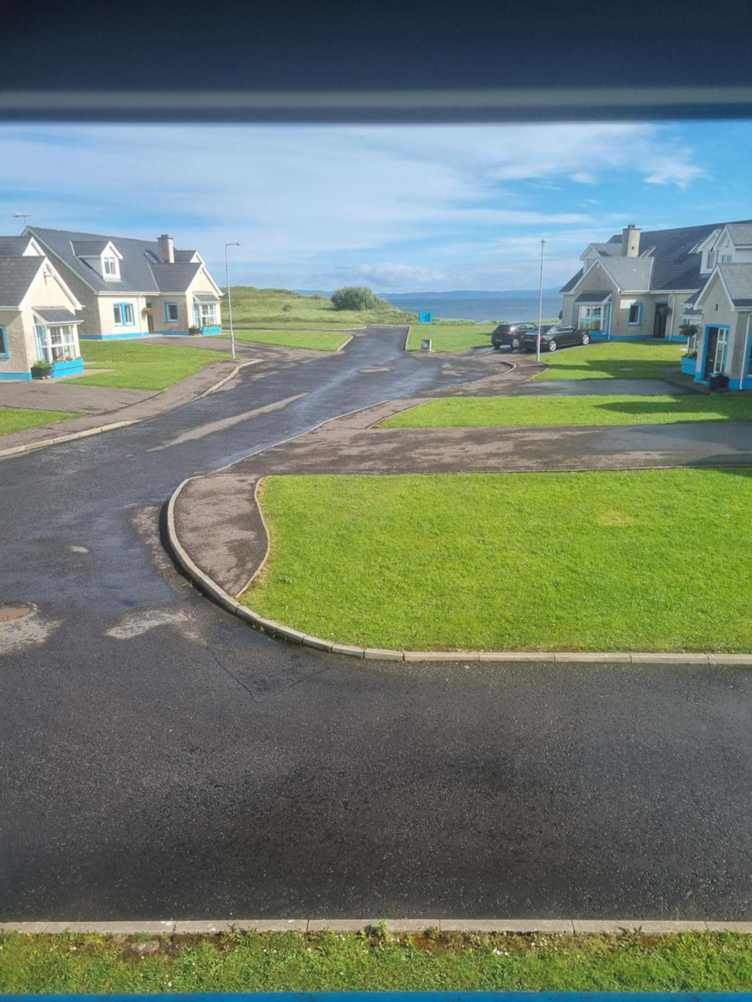 Holiday Home バンドラン エクステリア 写真